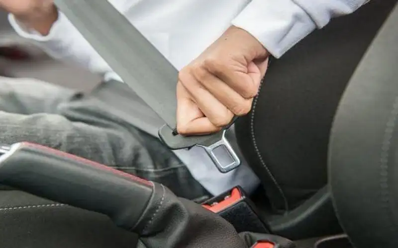 تعرف إلى عقوبة عدم ارتداء حزام