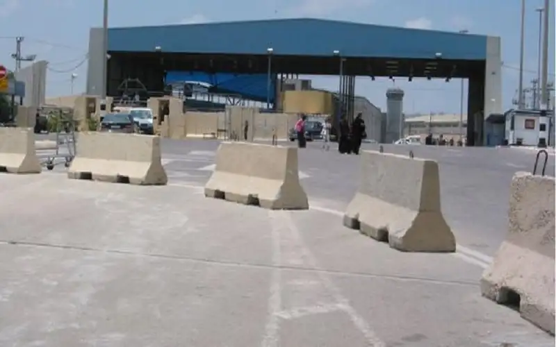 الاحتلال يغلق معبر بيت حانون لليوم