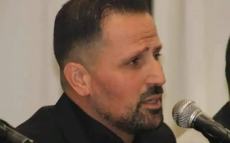 شاعر الزجل اللبناني حسون حسون في