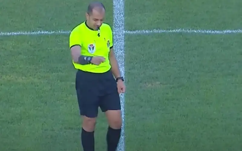 انتهاء مباراة الرمثا وسحاب قبل ضربة