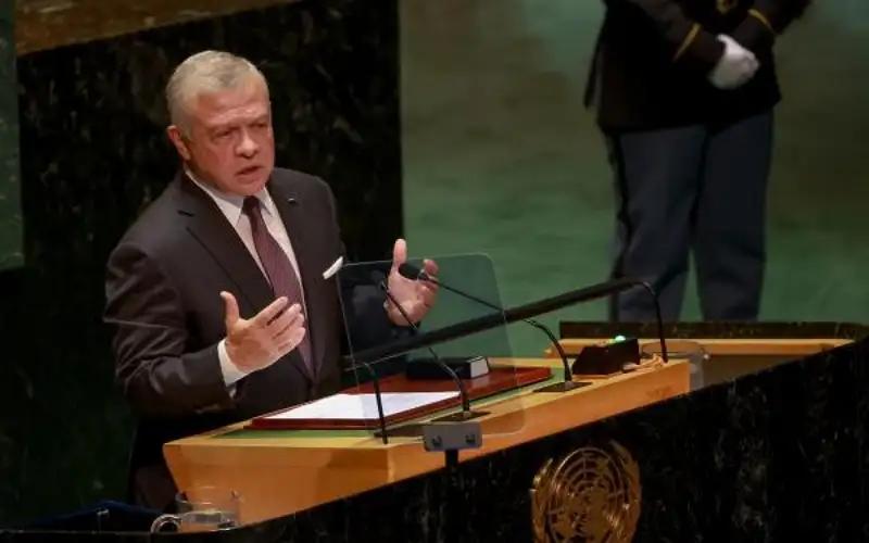 الملك: قضية اللاجئين قد تعود لتؤرقنا