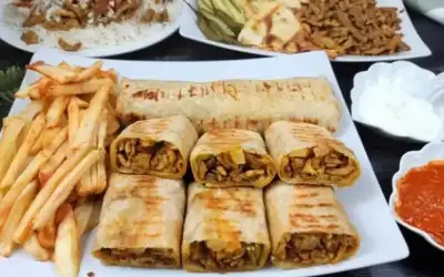 نقيب اصحاب المطاعم يطالب بإعادة النظر