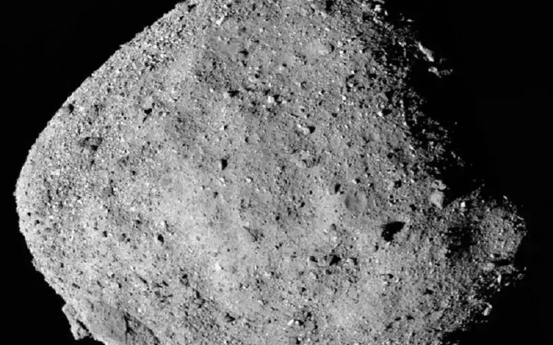 أول عينة من كويكب تصل إلى