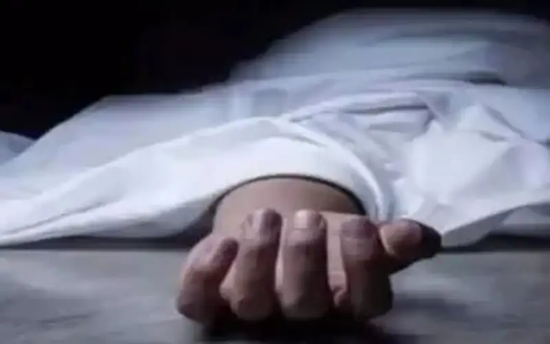 العثور على جثة معلقة بشجرة في