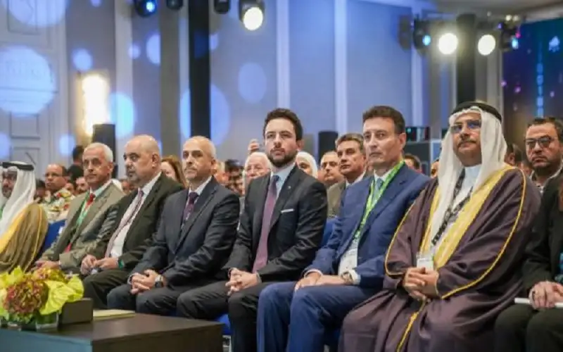 ولي العهد يحضر قمة الأردن الأولى