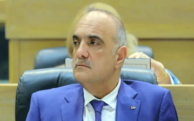 الحكومة الأكثر تعديلا: 57 وزيرا ب7