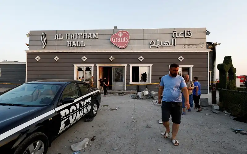 100 وفاة على الأقل وأكثر من