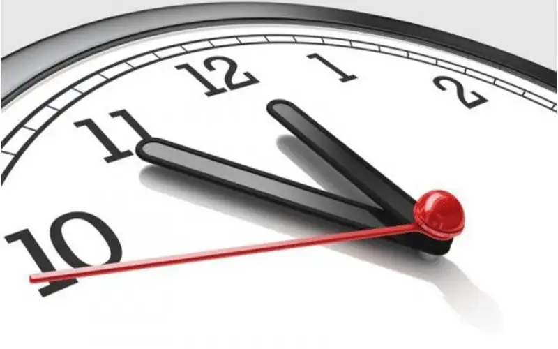 هل استمرار العمل بالتوقيت الصيفي في