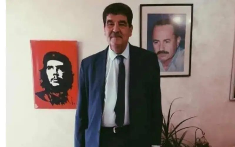 وفاة الكاتب والباحث الفلسطيني د. فايز