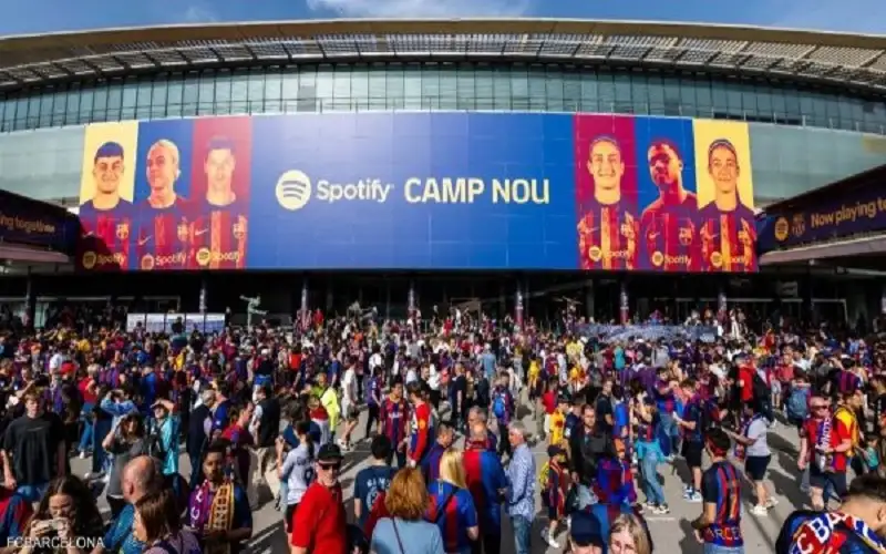 برشلونة يتعافى .. 304 ملايين يورو