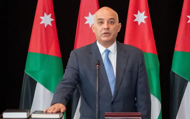 الوزير المبيضين ينعى الاعلاميين سلامة وفريز