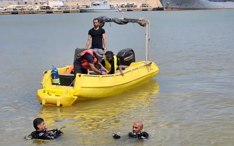 تواصل فتح الطرق في درنة وانتشال