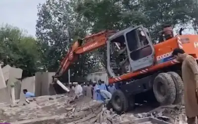 انفجار جديد يهز مسجدا بباكستان خلال