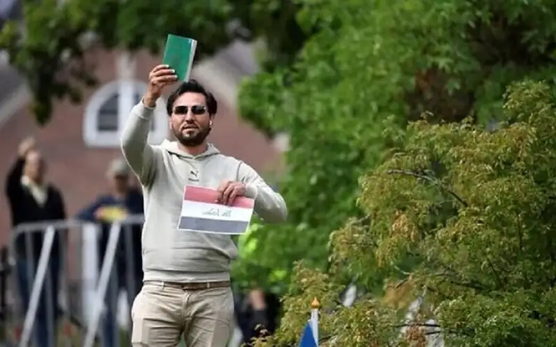 سلوان موميكا يحرق القرآن والشرطة السويدية