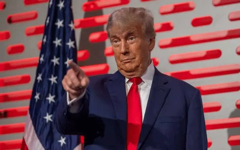 رئيس البيت الأبيض السابق : سأذهب