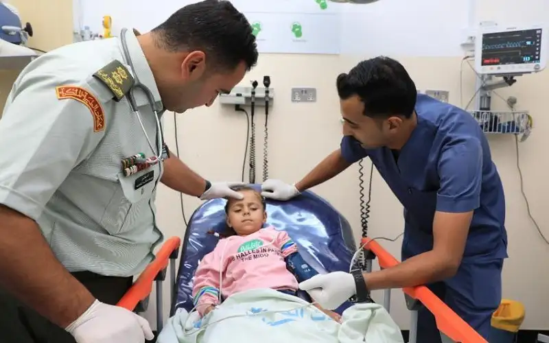 إخلاء طفلة من غزة لاستكمال علاجها