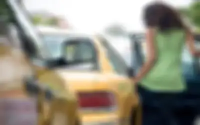 تعيسة الحظ .. أمريكية تتعرض للدهس