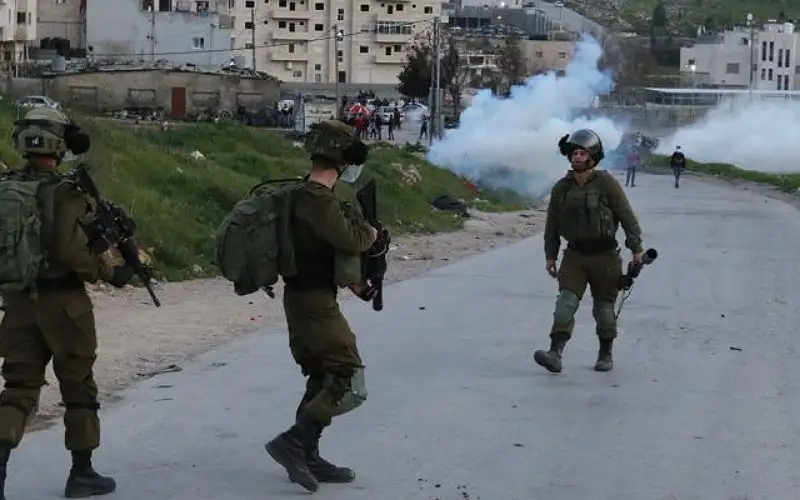 الاحتلال يعلن إصابة 5 من جنوده