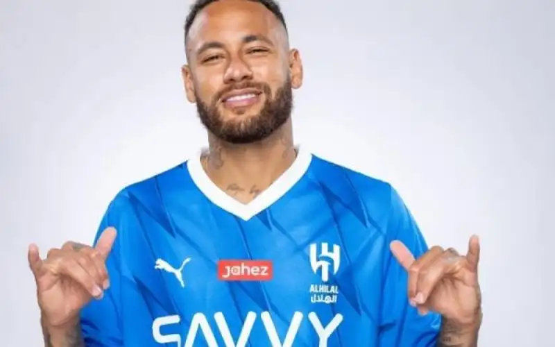 نيمار يغادر السعودية قبل ساعات من