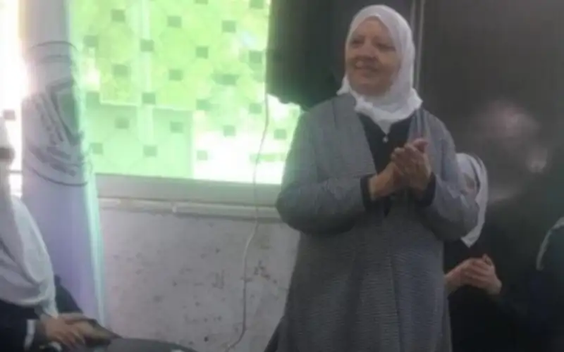 الجازي توزع مساعدات على 60 أسرة