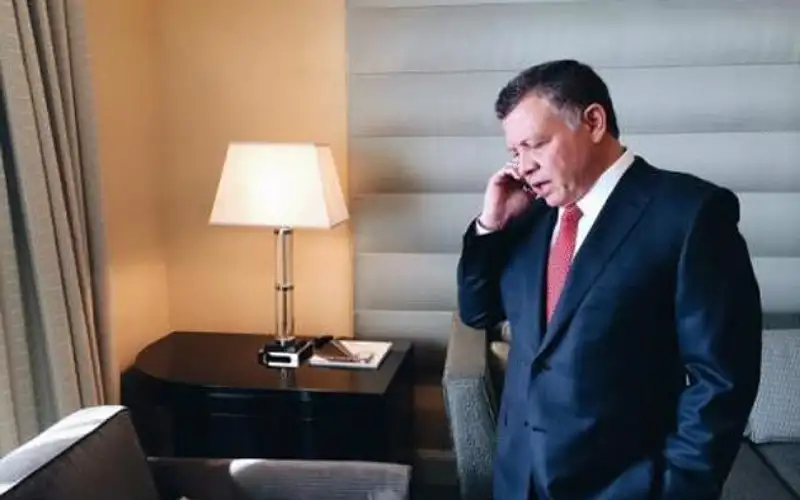 خلال اتصال هاتفي مع بايدن.. الملك