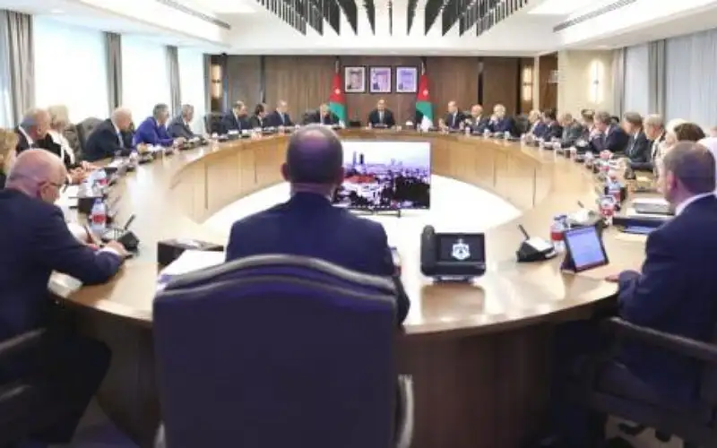 نظام يستحدث أمينين عامين لوزارة الخارجية