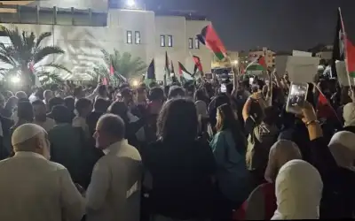 أردنيون يعتصمون قرب سفارة الاحتلال