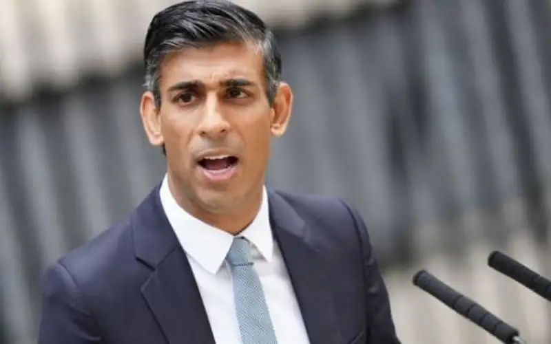 سوناك: بريطانيا مستعدة لدعم إسرائيل عسكريا