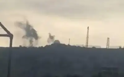 الاحتلال: أغرنا على 3 مواقع عسكرية