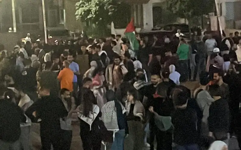 وقفة تضامنية دعما للشعب الفلسطيني في