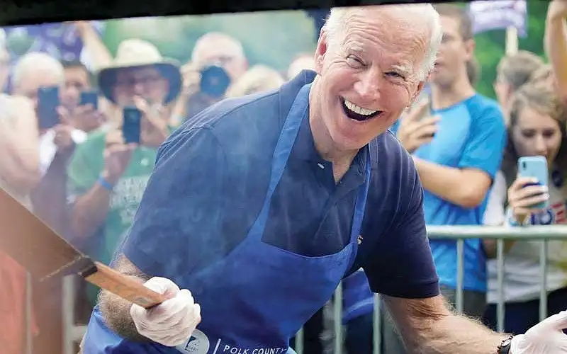 غضب بسبب إقامة بايدن حفل شواء