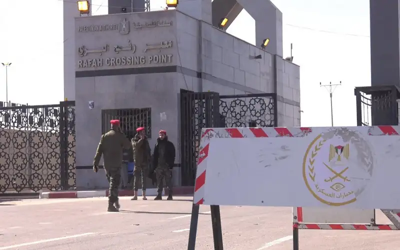 متحدث عسكري إسرائيلي يدعو سكان غزة