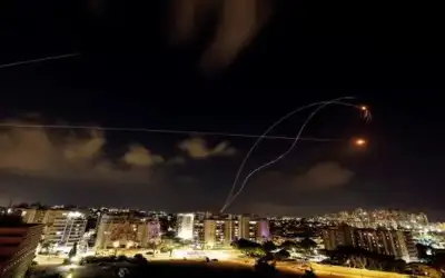 غزة تتبنى إطلاق صواريخ من جنوب