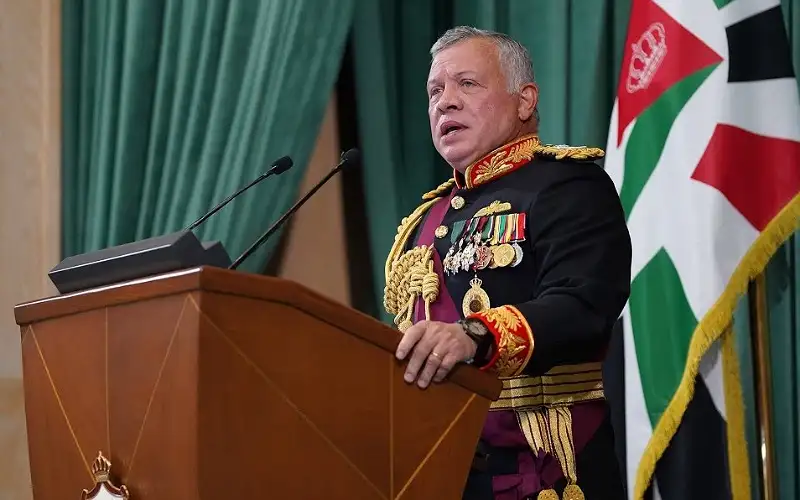 الملك يلقي خطاب العرش بافتتاح الدورة