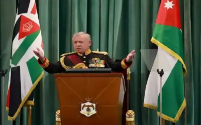 الملك للأردنيين: لا تسمحوا لأحد ان
