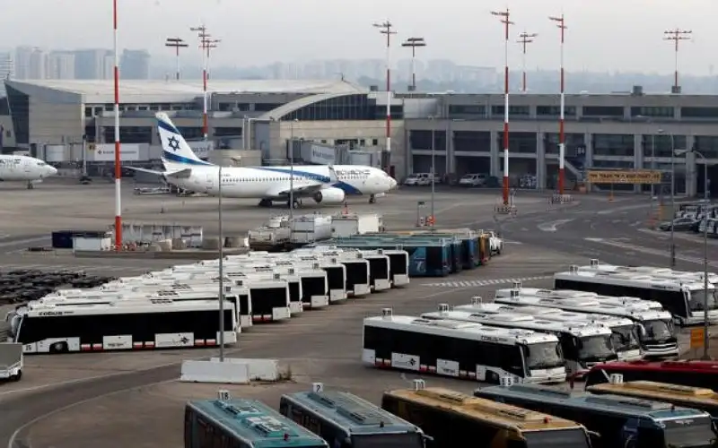 إغلاق مطار تل أبيب بعد رشقات