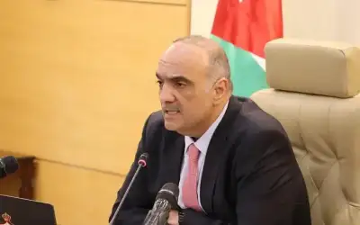 الخصاونة: نلتزم بالوقوف صفا واحدا خلف