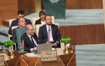 الصفدي للعرب: نحذر من انعكاسات تفجر