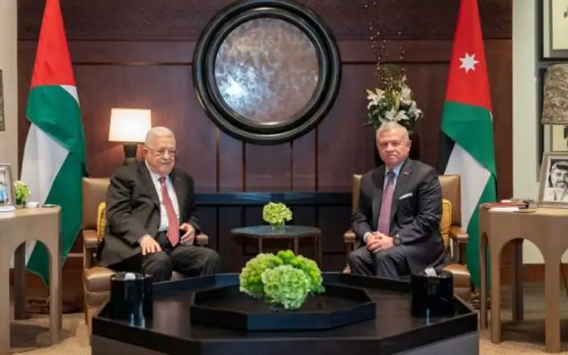 الملك وعباس يؤكدان ضرورة وقف التصعيد