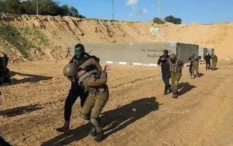 غزة: مقتل 13 أسيرا من الاسرائيليين