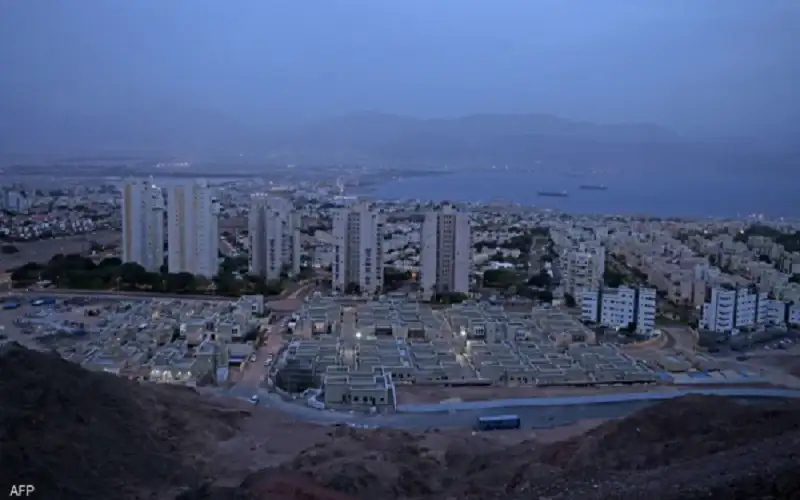 الاحتلال يبدأ إخلاء مستوطنات غلاف غزة