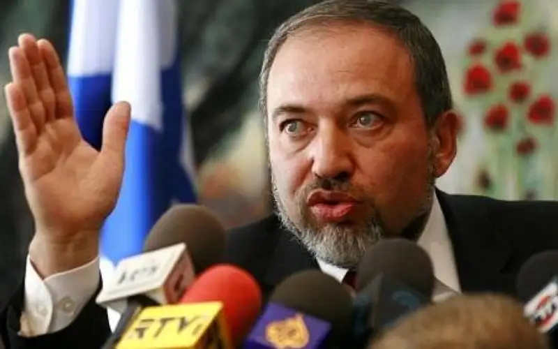 انضمام ليبرمان إلى حكومة الطوارئ في