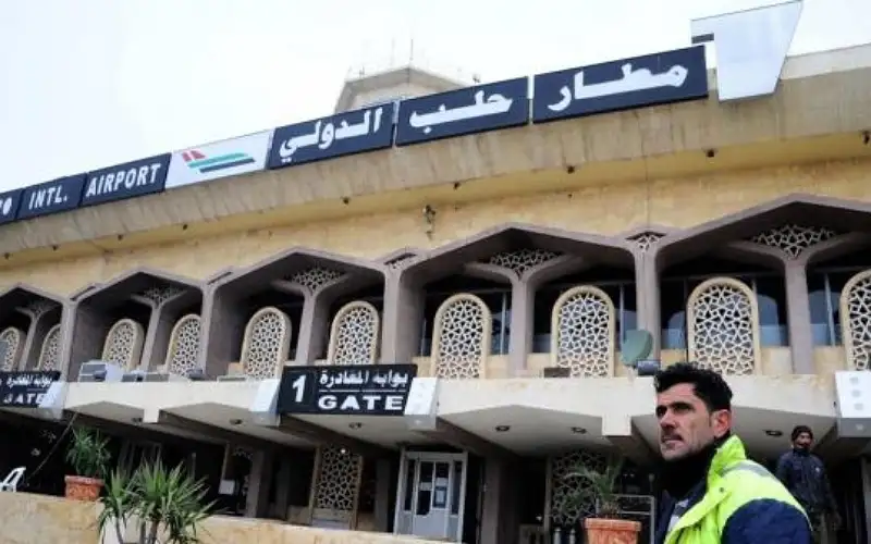 هجوم للاحتلال على مطار حلب يخرجه