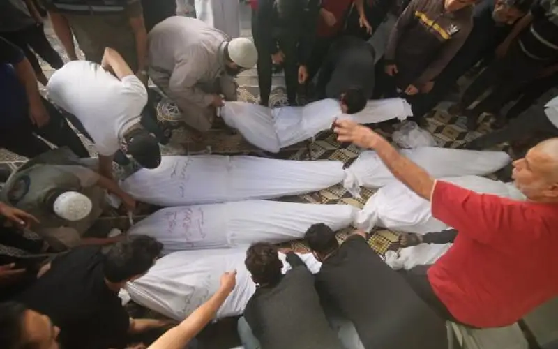 غزة.. مقبرة طوارئ لدفن مجهولي الهوية