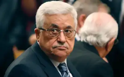 عباس: أفعال حماس لا تمثل الشعب