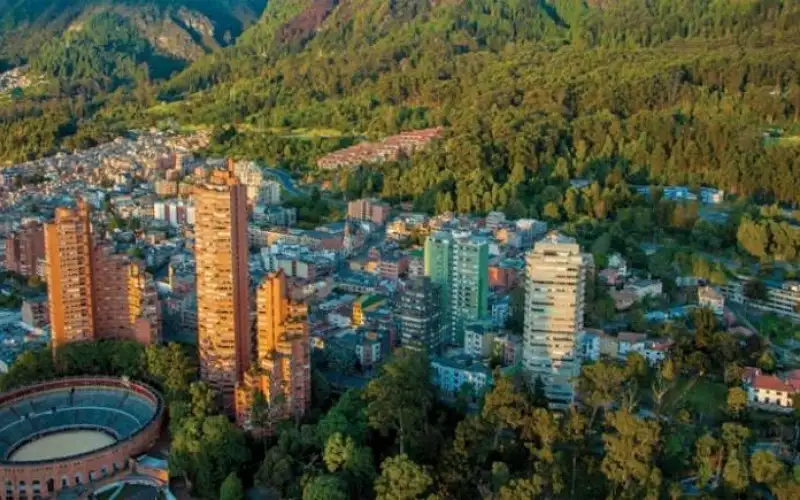 رئيس كولومبيا يقطع العلاقات مع إسرائيل