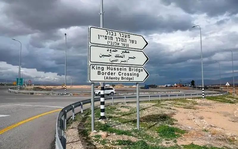 دوام جسر الملك الحسين ليوم الثلاثاء