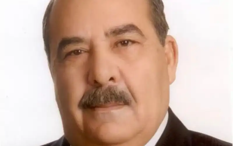 النائب السابق محمد كريم الزبون في