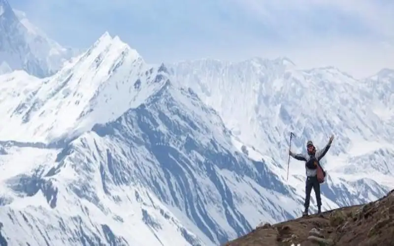 وفاة متسلقة جبال روسية شهيرة على