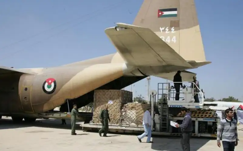 طائرة أردنية لإيصال المساعدات إلى غزة